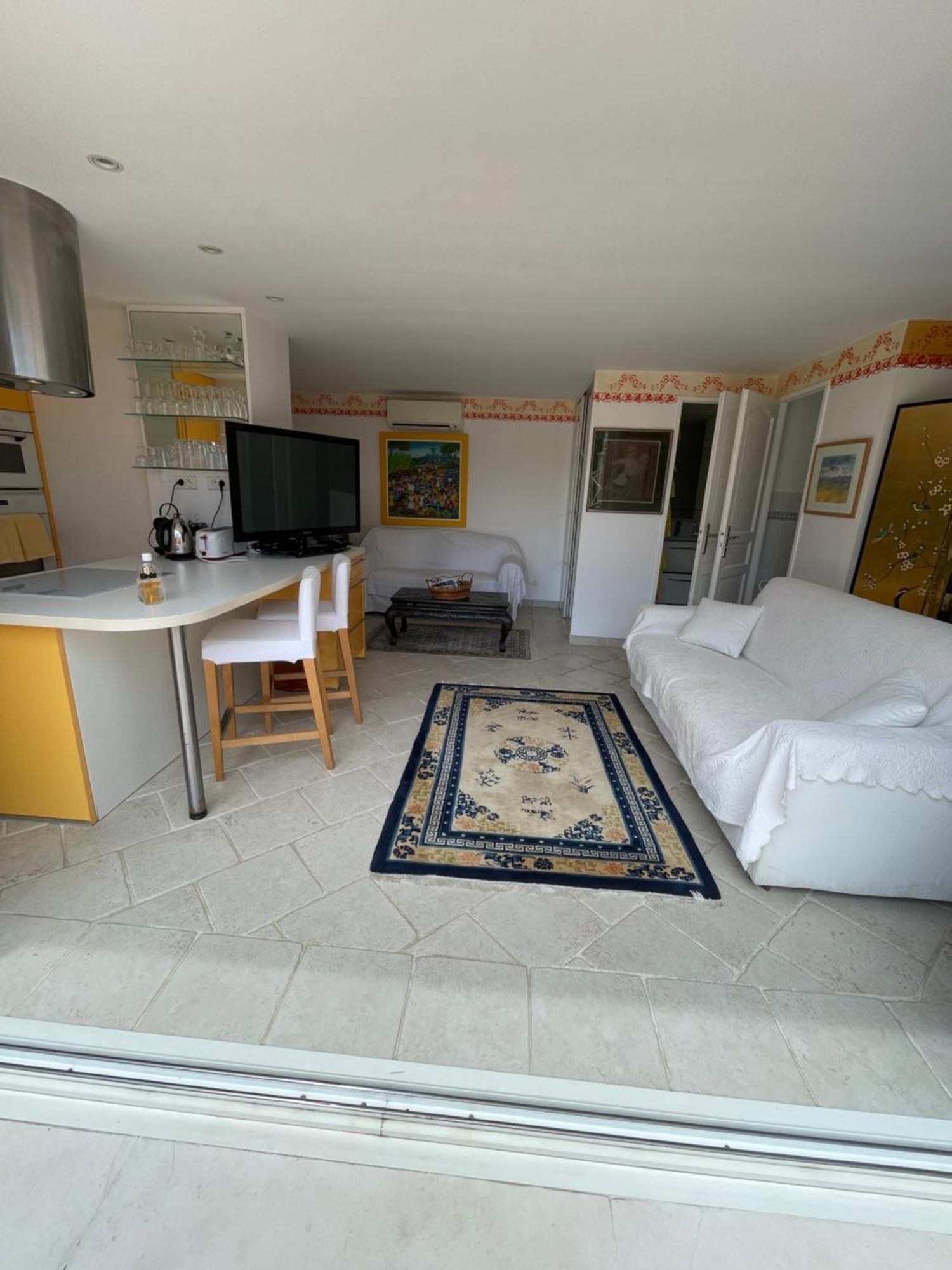La Tarentane Hotel Grimaud Buitenkant foto