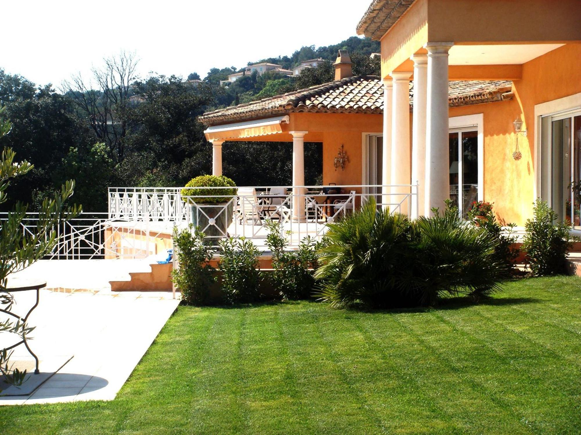 La Tarentane Hotel Grimaud Buitenkant foto